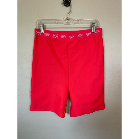 Yitty Bike Shorts Women's Size 1X Hot Pink Compression High Rise Fabletics - Picture 1 of 3